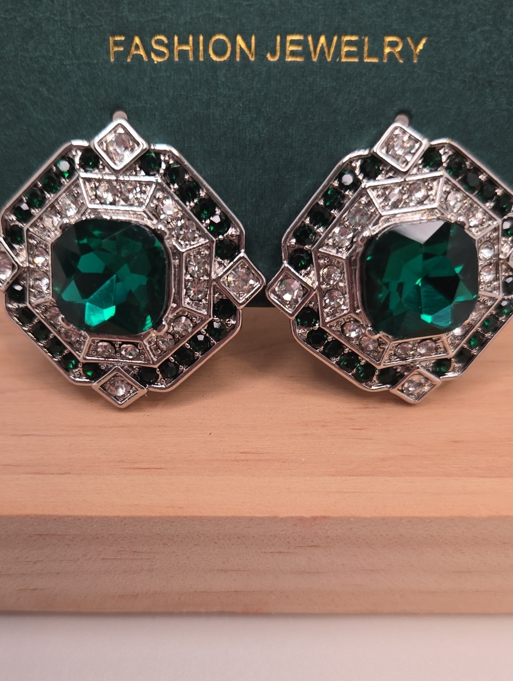 Fashion Jewelry Green and Clear Crystal Deco-Style Earrings COSTUME JEWELRY